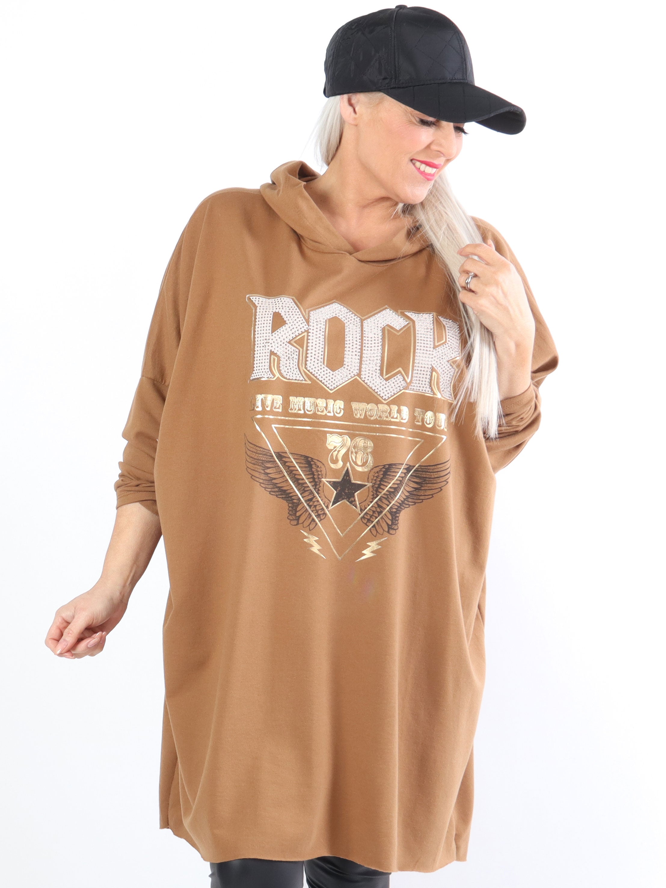 Rock - Cool klänning i stora storlekar med huva och text